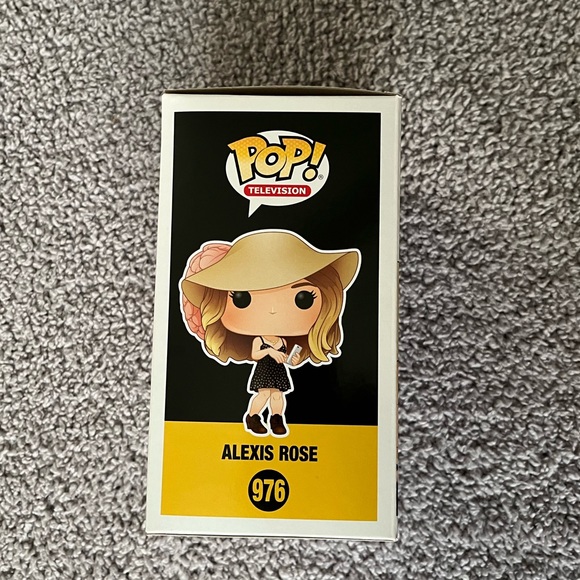 David and Alexis Rose Funko Pop - Picture 12 of 16